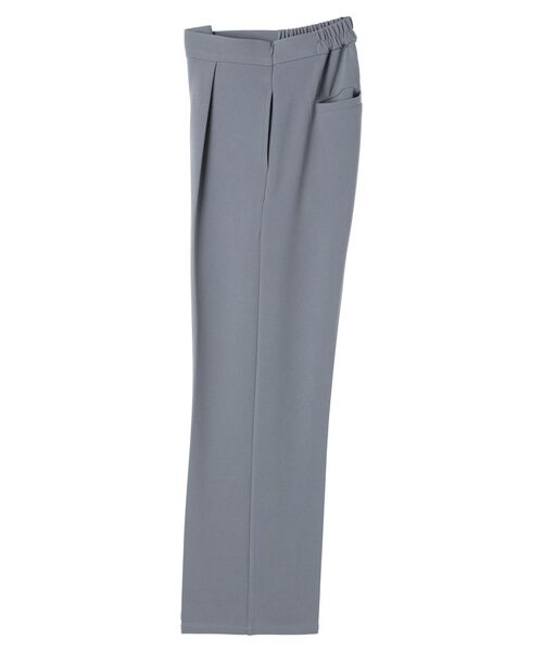 Petit fleur（プチフルール）の「・Petit　Fleur　タックテーパードパンツ（その他パンツ・レディース・ブラック/グレイッシュベージュ/アイボリー/ブルー・FREE）」の6枚目の写真