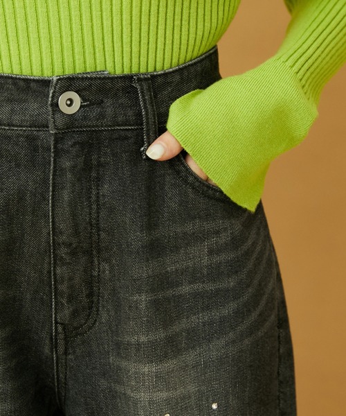 VIS(ビス)の「ラインストーンストレートスリットデニム(デニムパンツ・レディース・ブルー系その他6/ブルー系その他4/サックスブルー・M/S)」の5枚目の写真