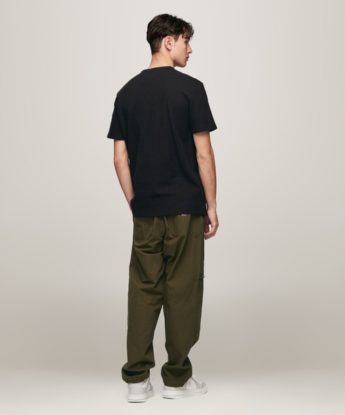 tommy jeans（トミー ジーンズ）の「【ユニセックス】レギュラーワッフルポケットTシャツ（Tシャツ/カットソー・メンズ・アイボリー/ブラック/ホワイト・LARGE/MEDIUM/SMALL/X-LARGE）」の5枚目の写真