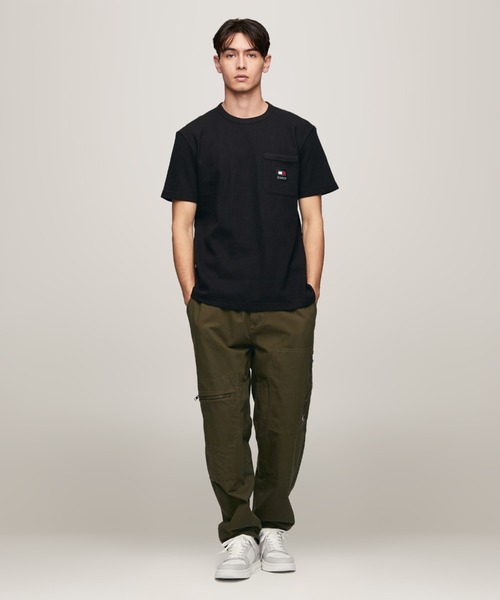 tommy jeans（トミー ジーンズ）の「【ユニセックス】レギュラーワッフルポケットTシャツ（Tシャツ/カットソー・メンズ・アイボリー/ブラック/ホワイト・LARGE/MEDIUM/SMALL/X-LARGE）」の4枚目の写真