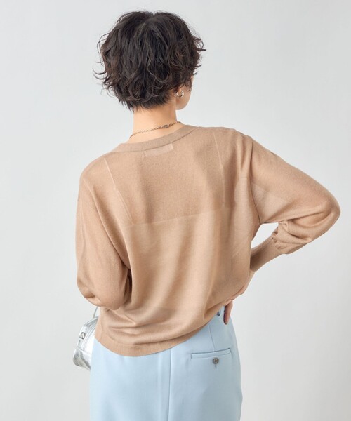 NOLLEY’S Sophi(ノーリーズソフィ)の「《手洗い可能》シアーVネックカーディガン(カーディガン/ボレロ・レディース・キャメル/ミント/イエロー・38)」の7枚目の写真