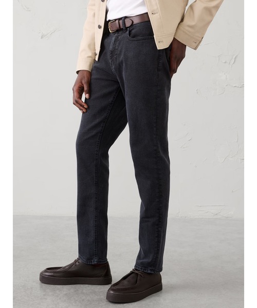 BANANA REPUBLIC FACTORY STORE(バナナリパブリック ファクトリーストア)の「BANANA REPUBLIC FACTORY STORE トラベルジーンズ(デニムパンツ・メンズ・インディゴブルー/ブルー/ライトインディゴブルー/ブルー系その他/グレー/アイボリー/ブルー系その他2/グレー系その他/ダークインディゴブルー/ブルー系その他3/ブルー系その他4/ダークブルー/オフホワイト/ブラック系その他・28/30/29/30/30/30/31/30/32/30/33/30/34/30/31W 30L/32W 30L/33W 30L/34W 30L/28W 30L/29W 30L/30W 30L)」の4枚目の写真