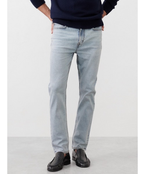 BANANA REPUBLIC FACTORY STORE(バナナリパブリック ファクトリーストア)の「BANANA REPUBLIC FACTORY STORE トラベルジーンズ(デニムパンツ・メンズ・インディゴブルー/ブルー/ライトインディゴブルー/ブルー系その他/グレー/アイボリー/ブルー系その他2/グレー系その他/ダークインディゴブルー/ブルー系その他3/ブルー系その他4/ダークブルー/オフホワイト/ブラック系その他・28/30/29/30/30/30/31/30/32/30/33/30/34/30/31W 30L/32W 30L/33W 30L/34W 30L/28W 30L/29W 30L/30W 30L)」の13枚目の写真