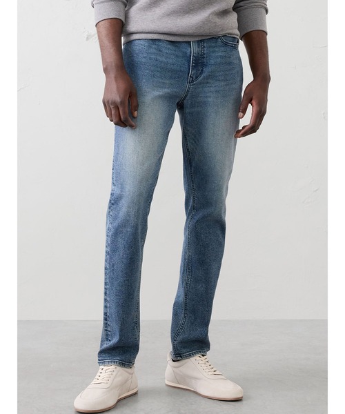 BANANA REPUBLIC FACTORY STORE(バナナリパブリック ファクトリーストア)の「BANANA REPUBLIC FACTORY STORE トラベルジーンズ(デニムパンツ・メンズ・インディゴブルー/ブルー/ライトインディゴブルー/ブルー系その他/グレー/アイボリー/ブルー系その他2/グレー系その他/ダークインディゴブルー/ブルー系その他3/ブルー系その他4/ダークブルー/オフホワイト/ブラック系その他・28/30/29/30/30/30/31/30/32/30/33/30/34/30/31W 30L/32W 30L/33W 30L/34W 30L/28W 30L/29W 30L/30W 30L)」の14枚目の写真