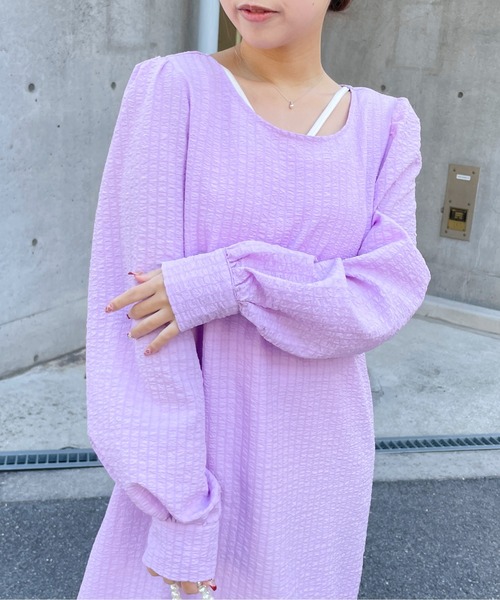Meli rich(メリーリッチ)の「バックドロストワンピース(ワンピース・レディース・パープル/イエロー/オフホワイト/ブラック・FREE)」の16枚目の写真