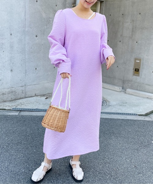 Meli rich(メリーリッチ)の「バックドロストワンピース(ワンピース・レディース・パープル/イエロー/オフホワイト/ブラック・FREE)」の18枚目の写真