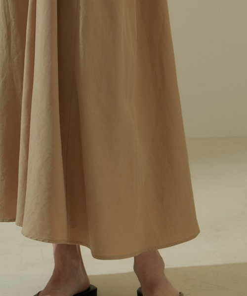 SALON adam et rope'（サロン アダム エ ロペ）の「[24SS]ウエストタックワンピース【洗える】（ワンピース・レディース・ブラック/ベージュ・FREE）」の17枚目の写真