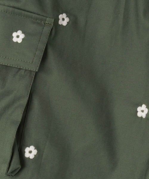 LOWRYS FARM(ローリーズファーム)の「アソートカーゴショーツ 112843(カーゴパンツ・キッズ・カーキ/グリーン系その他/ネイビー・140cm/130cm/120cm/110cm/150cm)」の4枚目の写真