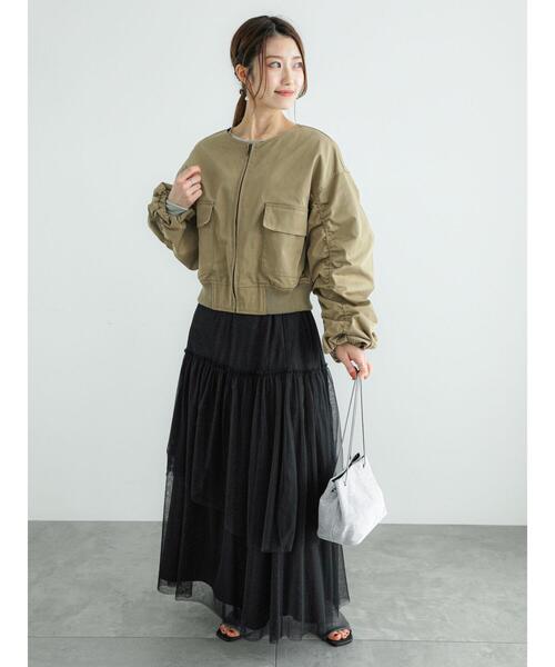 Te chichi（テチチ）の「ツイルノーカラーショートギャザーブルゾン（ブルゾン・レディース・オフホワイト/カーキ・F）」の3枚目の写真