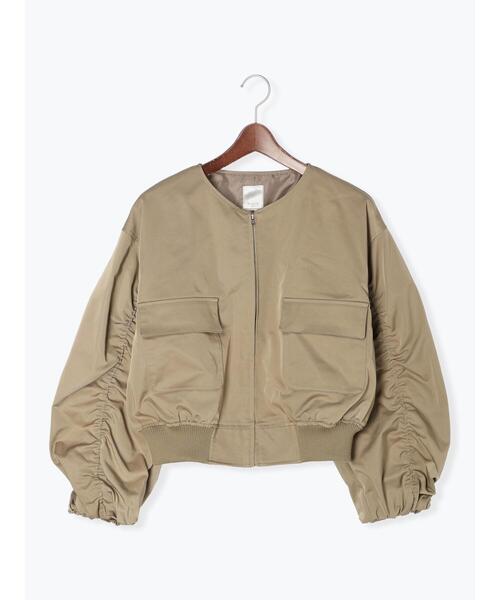 Te chichi（テチチ）の「ツイルノーカラーショートギャザーブルゾン（ブルゾン・レディース・オフホワイト/カーキ・F）」の14枚目の写真