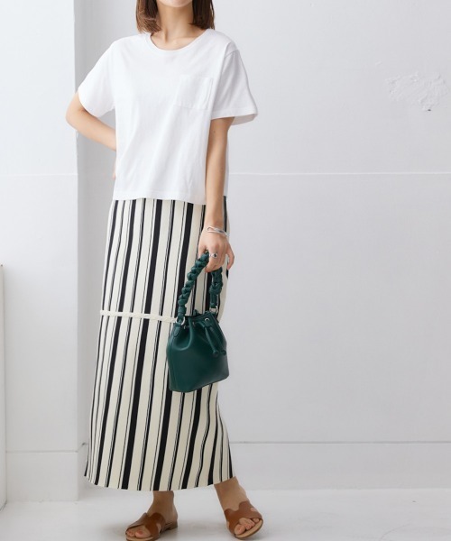 nissen（ニッセン）の「【接触冷感・UVカット】綿１００％クロップド丈Tシャツ（Tシャツ/カットソー・レディース・杢グレー/オフホワイト/チャコール/ベージュ/ミント・S/M/L/LL）」の11枚目の写真