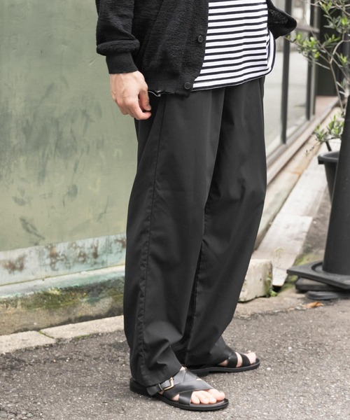 FORK&SPOON（フォークアンドスプーン）の「FORK&SPOON　クールタッチイージーテーパードパンツ（その他パンツ・メンズ・チャコールグレー/ブラウン系その他・4/5）」の2枚目の写真