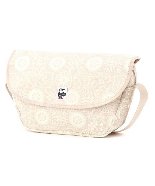 CHUMS(チャムス)の「【CHUMS/チャムス】 Round Flap Shoulder Bag Sweat(ショルダーバッグ・メンズ・ブラック/ヘザーグレー/ネイビー/イエロー/その他1/その他2/その他3/その他4/その他7/その他6/その他5/その他8/その他11/その他10/その他9・FREE)」の9枚目の写真