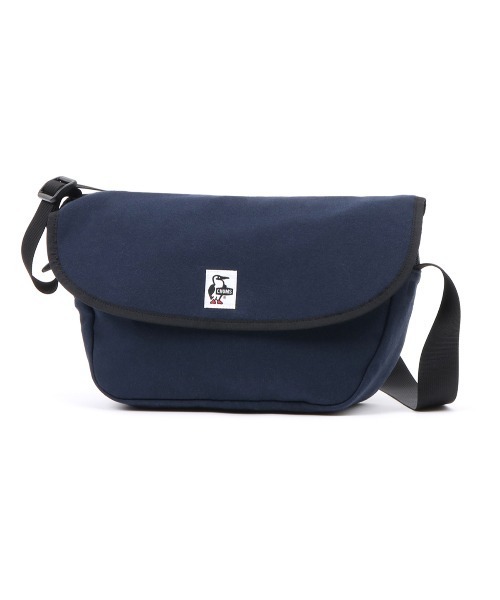 CHUMS(チャムス)の「【CHUMS/チャムス】 Round Flap Shoulder Bag Sweat(ショルダーバッグ・メンズ・ブラック/ヘザーグレー/ネイビー/イエロー/その他1/その他2/その他3/その他4・FREE)」の3枚目の写真