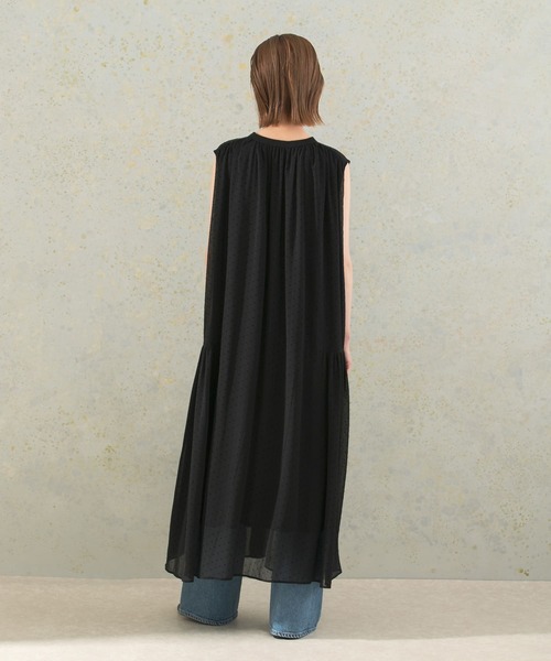 URBAN RESEARCH ROSSO WOMEN（アーバンリサーチ　ロッソ）の「ベルト付2wayシアーギャザーワンピース（ワンピース・レディース・ブラック/モカ・FREE）」の6枚目の写真