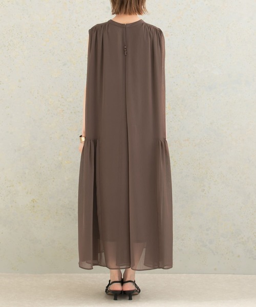 URBAN RESEARCH ROSSO WOMEN（アーバンリサーチ　ロッソ）の「ベルト付2wayシアーギャザーワンピース（ワンピース・レディース・ブラック/モカ・FREE）」の11枚目の写真
