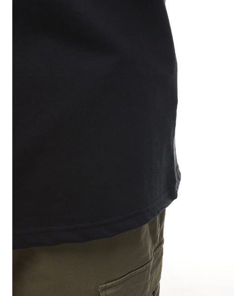 UNDER ARMOUR(アンダーアーマー)の「UNDER ARMOUR アンダーアーマー LOOSE ワンポイント&バックプリント クルーネック 半袖 Tシャツ(Tシャツ/カットソー・メンズ・ホワイト/ブラック・3XL/5XL/4XL)」の15枚目の写真