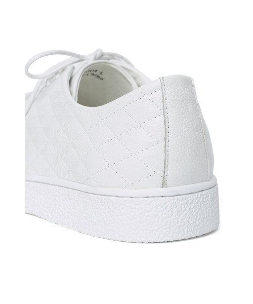 HIGH STREET（ハイストリート）の「HIGH STREET∴ダイヤモンド柄型押しドレススニーカー（スニーカー・メンズ・アイボリー・M/S/L）」の7枚目の写真