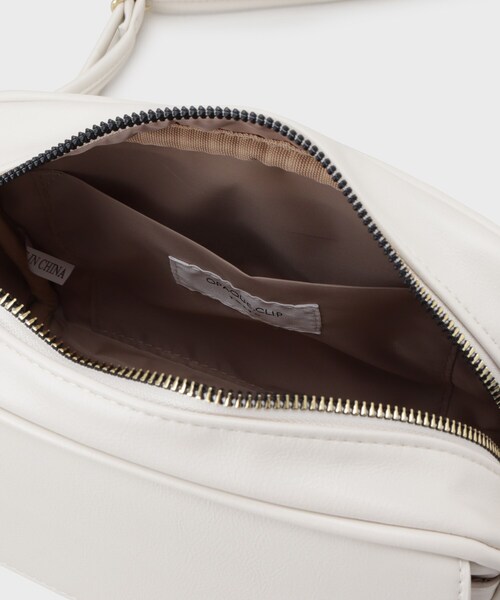 OPAQUE.CLIP（オペークドットクリップ）の「◆フラップポケット付きミニショルダーバッグ（ショルダーバッグ・レディース・ピンク系/ブラック/アイボリー/シルバー・00）」の7枚目の写真
