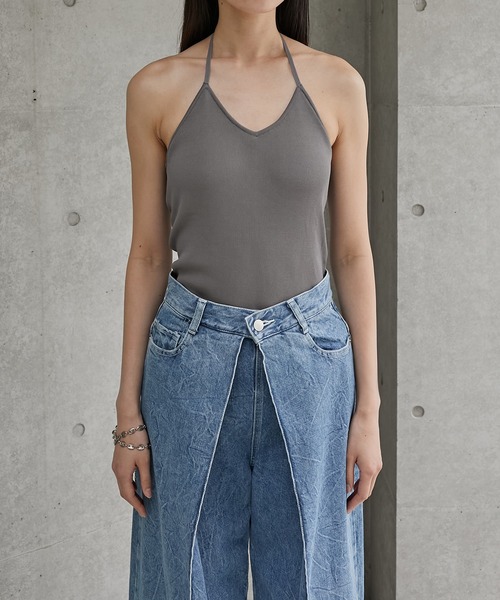 LE CIEL BLEU（ルシェルブルー）の「ホルターネックニットトップ / Halterneck Knit Top（キャミソール・レディース・レッド/ブラック/グレー・36）」の22枚目の写真