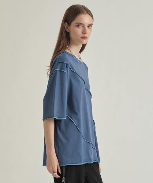 selle glant(セレグランテ)の「SWITCHUNG DESIGN T/キリカエデザインルーズTシャツ(Tシャツ/カットソー・メンズ・ブラック/オフホワイト/グレイッシュブルー・MEDIUM/LARGE)」の20枚目の写真