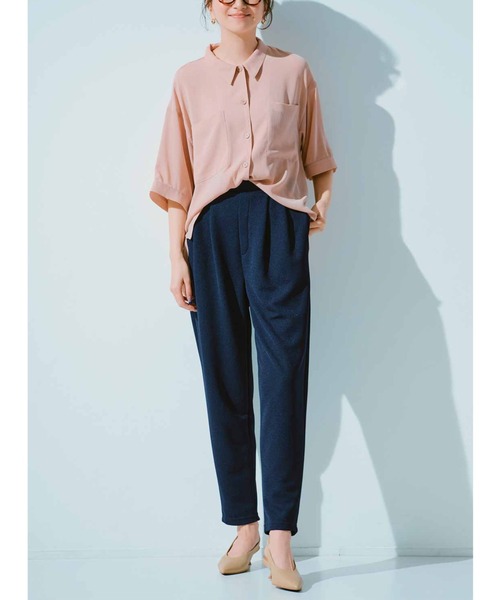 IEDIT(イディット)の「IEDIT 接触冷感素材が快適な シアーハーフスリーブシャツ(シャツ/ブラウス・レディース・ピンクベージュ・MEDIUM/X-LARGE/XX-LARGE/LARGE/XXX-LARGE/SMALL)」の3枚目の写真