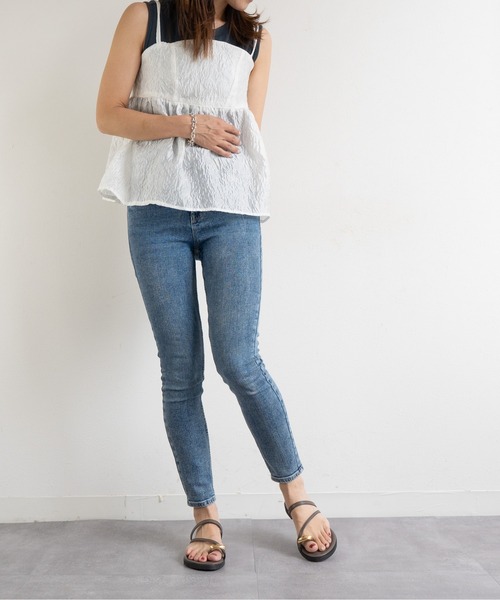 Fabby fabby（ファビィーファビィー）の「フラットメタルトングサンダル（サンダル・レディース・ブラウン/ホワイト/ブラック・MEDIUM/LARGE/SMALL）」の11枚目の写真