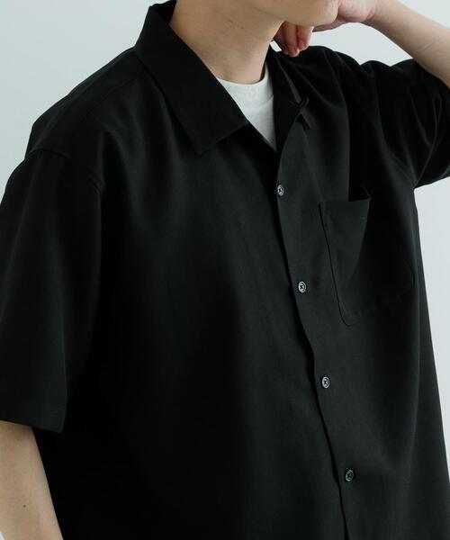 ITEMS URBANRESEARCH(アイテムズ アーバンリサーチ)の「『吸水速乾/イージーケア/UVカット』『セットアップ対応』高機能ツイル オープンカラー半袖シャツ(シャツ/ブラウス・メンズ・ネイビー/ブラック/チャコールグレー/ブルー系その他・MEDIUM/LARGE)」の18枚目の写真