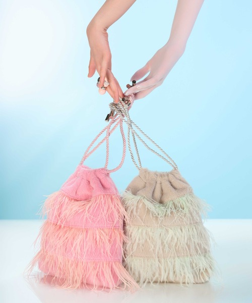 Casselini（キャセリーニ）の「Casselini(キャセリーニ)フラッフィーフェザー巾着（ショルダーバッグ・レディース・グレー/ブラック/ピンク・FREE）」の22枚目の写真