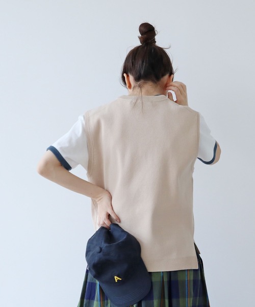 PAR ICI(パーリッシィ)の「強撚綿 総針度詰めベスト(ベスト・レディース・ブラック/ベージュ/ネイビー/レッド・FREE)」の9枚目の写真