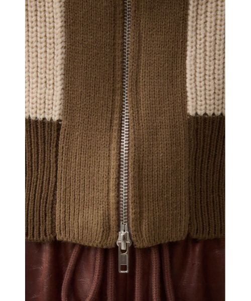 AZUL by moussy（アズールバイマウジー）の「ニットトラックジャケット（ブルゾン・レディース・アイボリー/グレー/ブルー・FREE）」の13枚目の写真