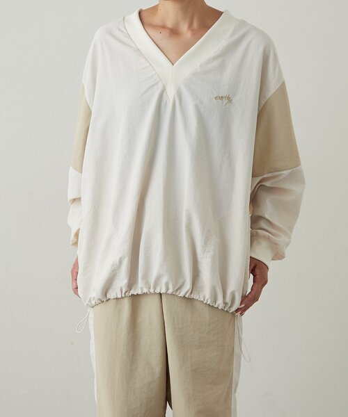 【セール】ナイロンVネックピステ（シャツ/ブラウス）｜earthy（アーシー）