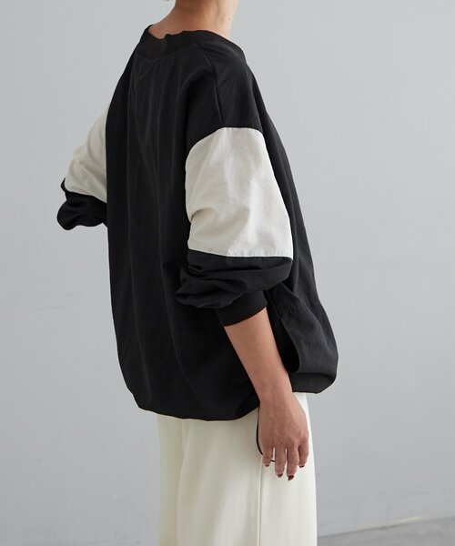 【セール】ナイロンVネックピステ（シャツ/ブラウス）｜earthy（アーシー）