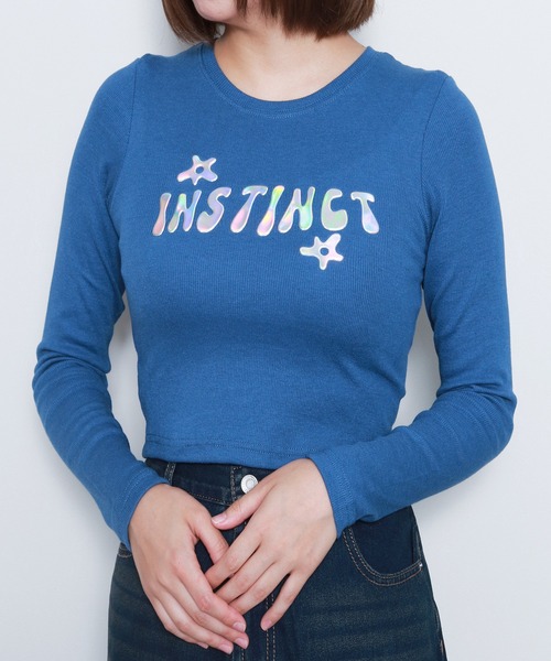 sevens(セブンズ)の「【sevens】オーロラロゴちびロンティ(Tシャツ/カットソー・レディース・ブラック/ブルー/チャコールグレー/ボルドー・FREE)」の7枚目の写真
