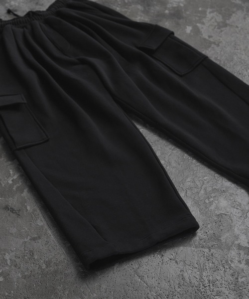 RUUBON（ルーボン）の「【RUUBON】brushed lining sweat cargo pants / 裏起毛スウェットカーゴパンツ（スウェットパンツ・メンズ・ブラック/グレー・S/M/L）」の19枚目の写真