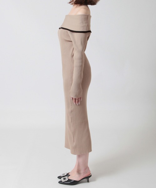 Julia Boutique（ジュリアブティック）の「パイピングオフショルダーニットタイトワンピース（ワンピース・レディース・ブラック/ベージュ・ONE）」の10枚目の写真