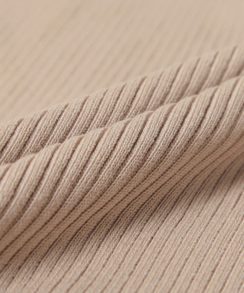 Julia Boutique（ジュリアブティック）の「パイピングオフショルダーニットタイトワンピース（ワンピース・レディース・ブラック/ベージュ・ONE）」の12枚目の写真