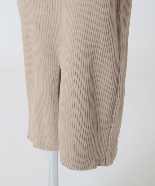 Julia Boutique（ジュリアブティック）の「パイピングオフショルダーニットタイトワンピース（ワンピース・レディース・ブラック/ベージュ・ONE）」の14枚目の写真