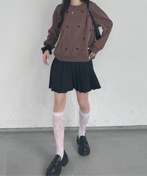 nemne store(ネンネストア)の「《Delfy》ハートポンチスウェット(スウェット・レディース・ブラック/ブラウン/グレー・フリー)」の19枚目の写真