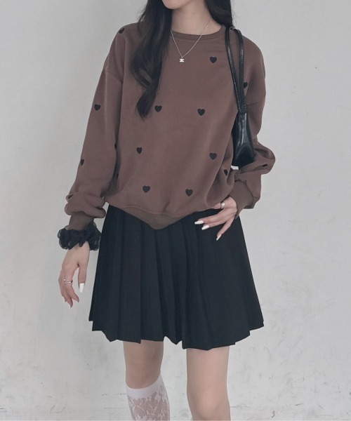 nemne store(ネンネストア)の「《Delfy》ハートポンチスウェット(スウェット・レディース・ブラック/ブラウン/グレー・フリー)」の20枚目の写真