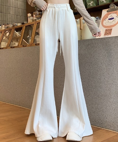 GEMEDA（ジェメダ）の「フレアスウェットパンツ（スウェットパンツ・レディース・グレー/ホワイト/ブラック・M）」の12枚目の写真