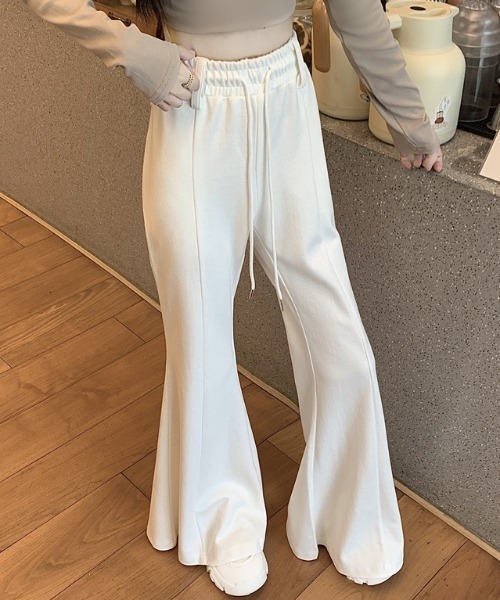 GEMEDA（ジェメダ）の「フレアスウェットパンツ（スウェットパンツ・レディース・グレー/ホワイト/ブラック・M）」の15枚目の写真