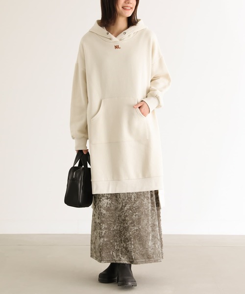 n'OrLABEL（ノアールレーベル）の「『裏起毛フードワンピース』（ワンピース・レディース・ブラック/ブルーグリーン/アイボリー・FREE）」の2枚目の写真