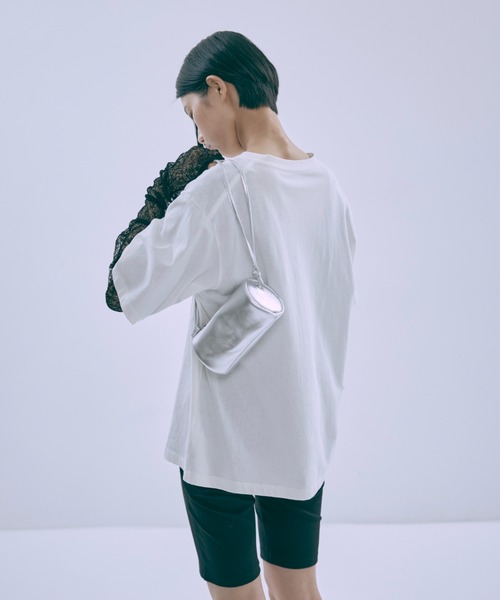 EN NEUME(エンノイム)の「Logo Printed Tee(Tシャツ/カットソー・レディース・ライトベージュ/オフホワイト/ブラウン・FREE)」の18枚目の写真
