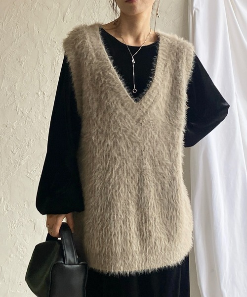 ケージェーコレクションベージュ×ブラックストライプ Vネックニットベスト ケージェーコレクションベージュ×ブラックストライプ Vネック