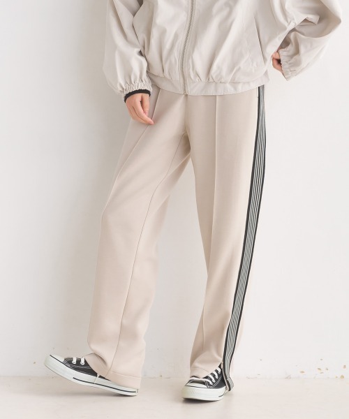 OMNES(オムネス)の「ダンボールニットライン入りトラックパンツ(スウェットパンツ・レディース・グリーン/ベージュ/ブラック・LARGE/MEDIUM)」の14枚目の写真