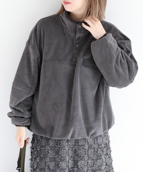 cepo（セポ）の「フリースハイネックプルオーバー（スウェット・レディース・オフホワイト/チャコール/ブルー・M）」の5枚目の写真