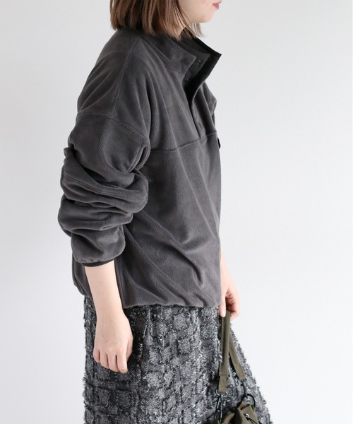 cepo（セポ）の「フリースハイネックプルオーバー（スウェット・レディース・オフホワイト/チャコール/ブルー・M）」の8枚目の写真