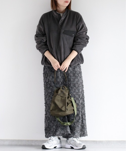 cepo（セポ）の「フリースハイネックプルオーバー（スウェット・レディース・オフホワイト/チャコール/ブルー・M）」の11枚目の写真