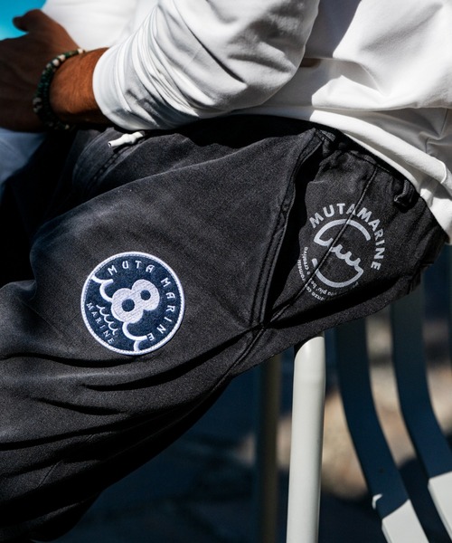 muta marine（ムータ・マリン）の「muta MARINE×CHORD/ムータ マリン×コード/別注コラボデニムVol 3（デニムパンツ・メンズ・ブラック/その他4・2/0/1）」の4枚目の写真